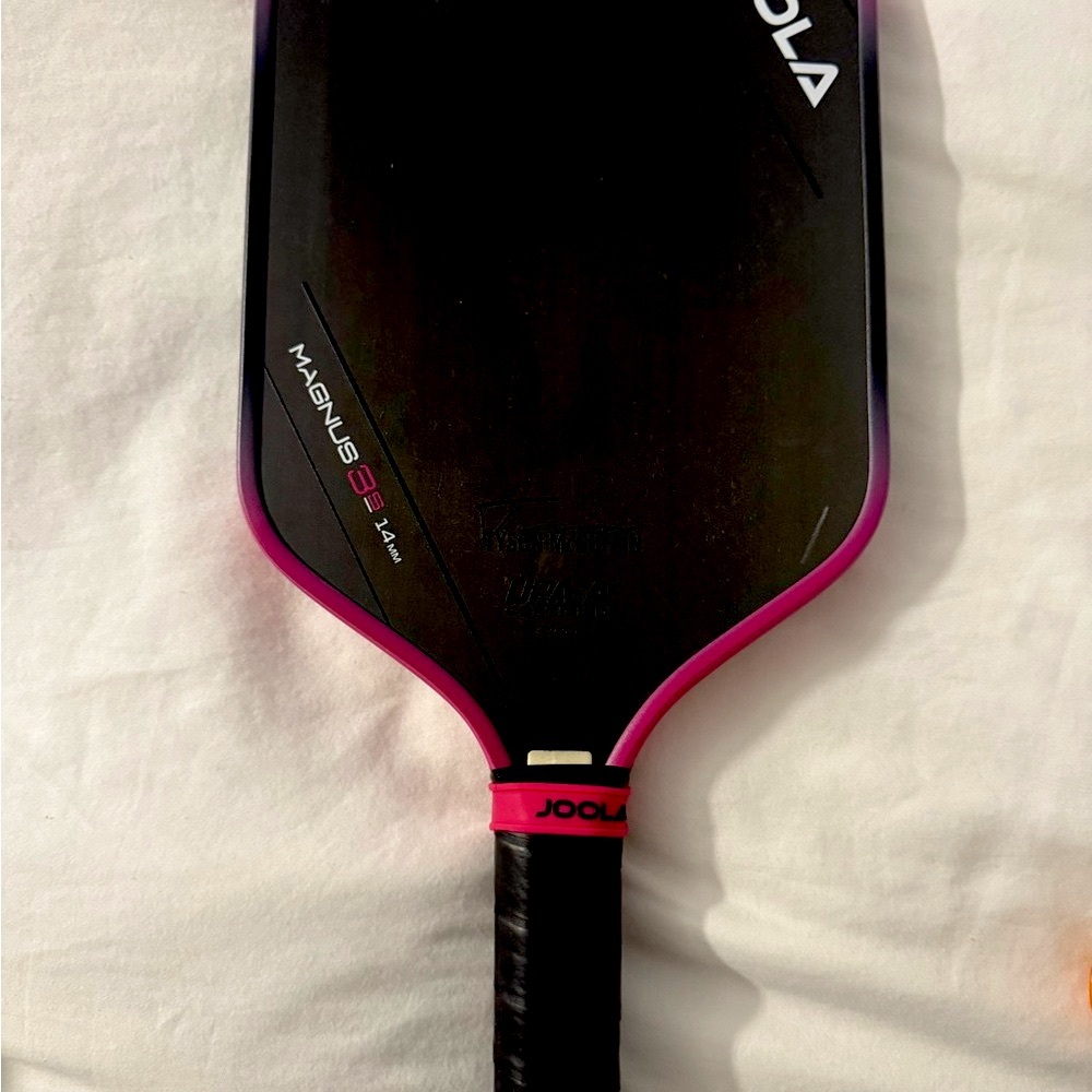 Joola Pickleball Paddle - Pink Trim / black - Picture 2 of 15